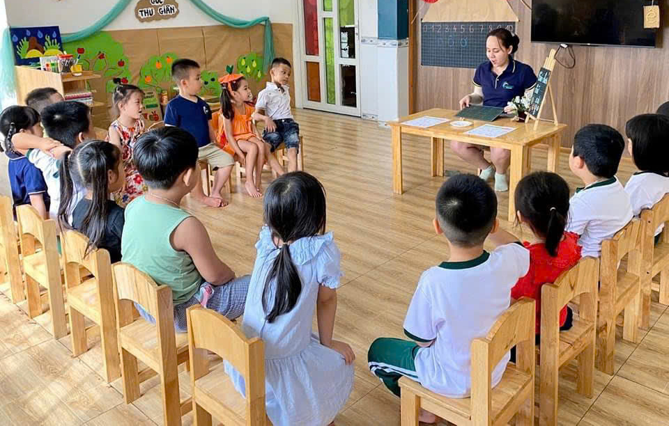 1. Chương trình giáo dục theo chuẩn của Bộ GD&ĐT
